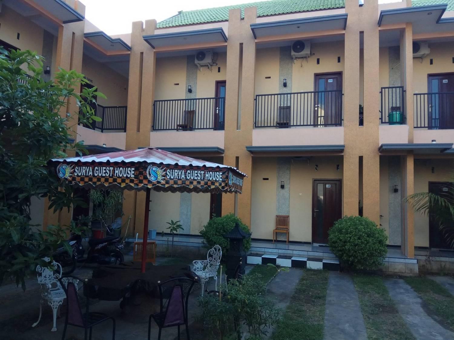 Surya Guest House Probolinggo Exterior foto